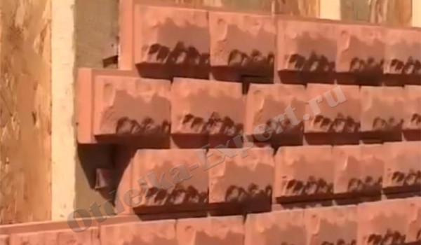 Для получения вида «кладка», выполняется разворот