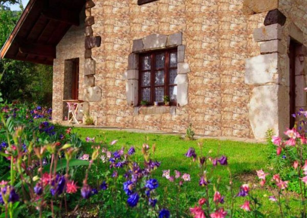 Керамогранитная плитка, имитирующая камень